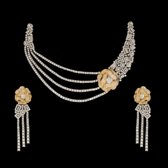 Flower design Gold & Diamond Necklace Set