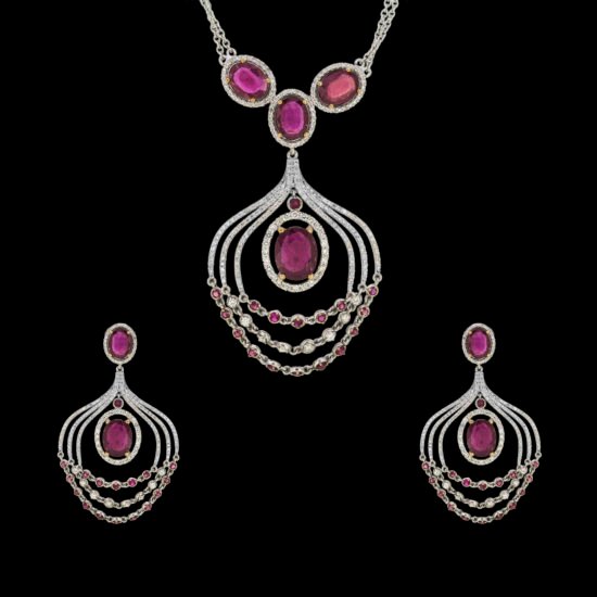 Gold & Diamond Locket Set studded with Ruby