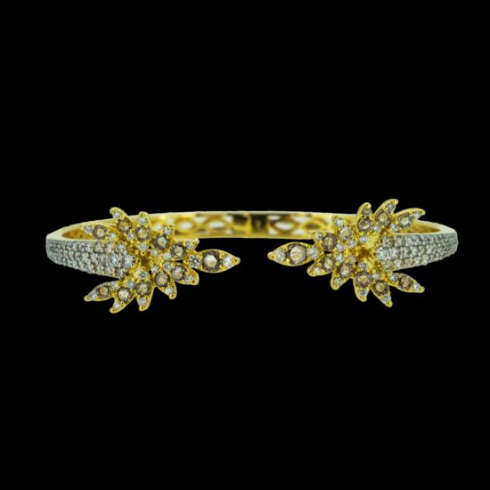 Gold Bracelet with Round Brilliant Diamonds and Rose cut diamonds