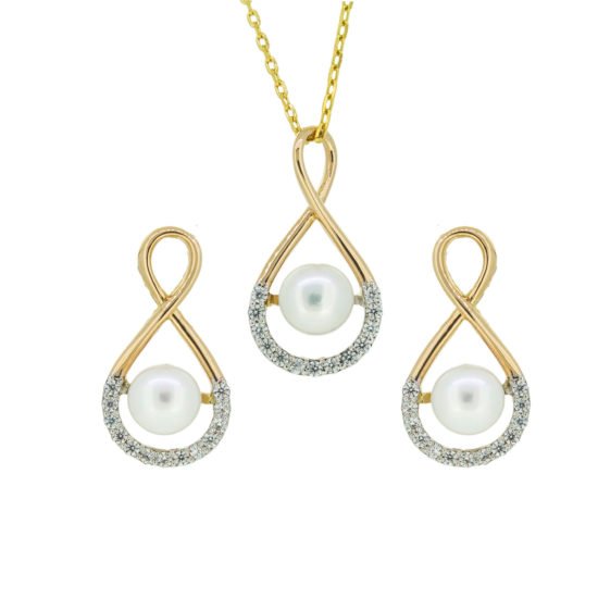 Gold Set with Cubic zircons and Pearls