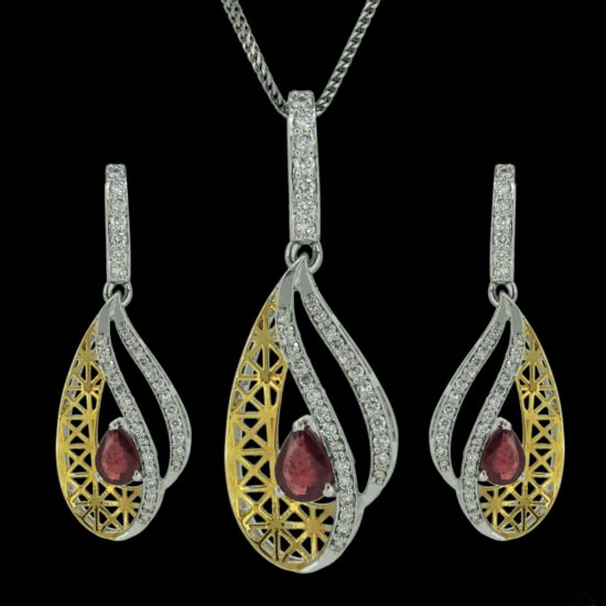 Gold Locket set with diamonds