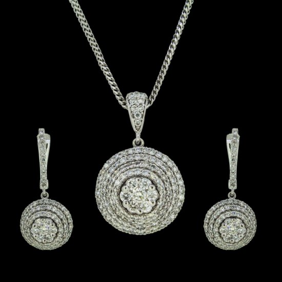 Gold Locket set with Diamonds