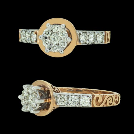 Gold ring with diamonds