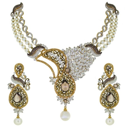 Antique style gold necklace set