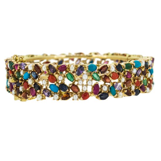 Gold bracelet with naurattan gemstones