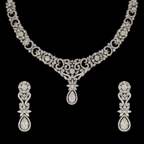 Gold and Diamond Necklace Set