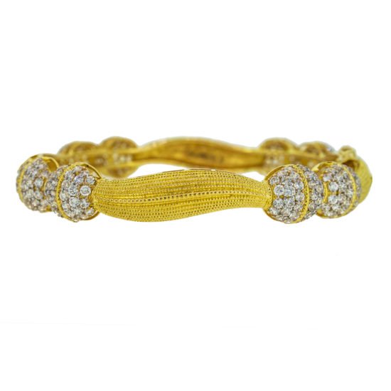 Gold bracelet with cubic zircons