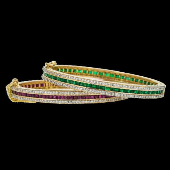 Bracelet with diamonds, ruby and emerald